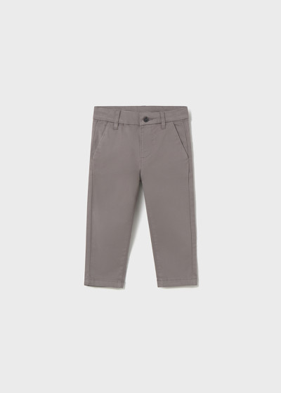 Pantalone chino basico...