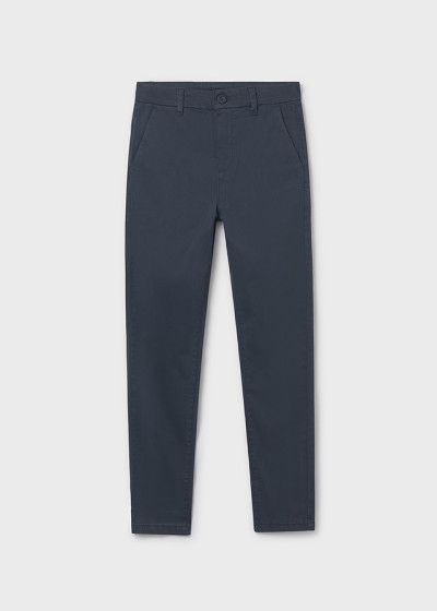 Pantalone chiuso basico...