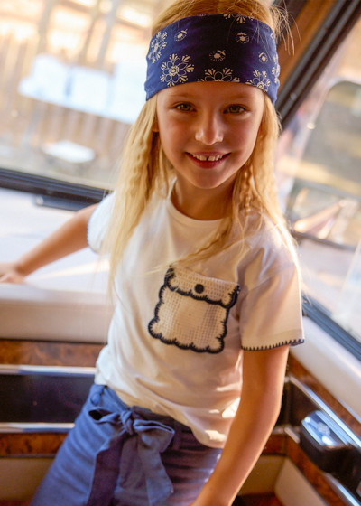 Maglietta m/c aplique Ecru 011